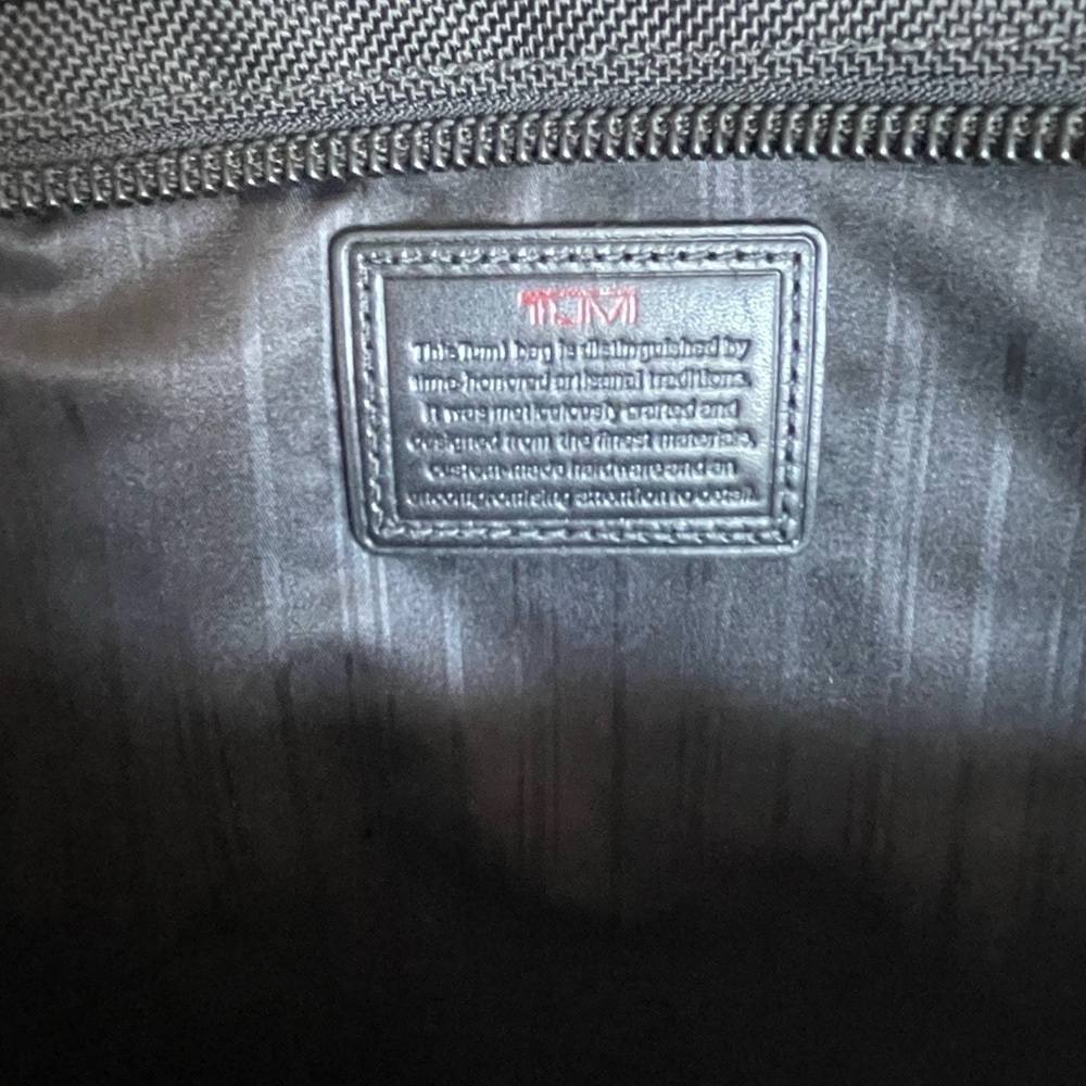 Tumi Computer Bag With Shoulder Strap - image 4